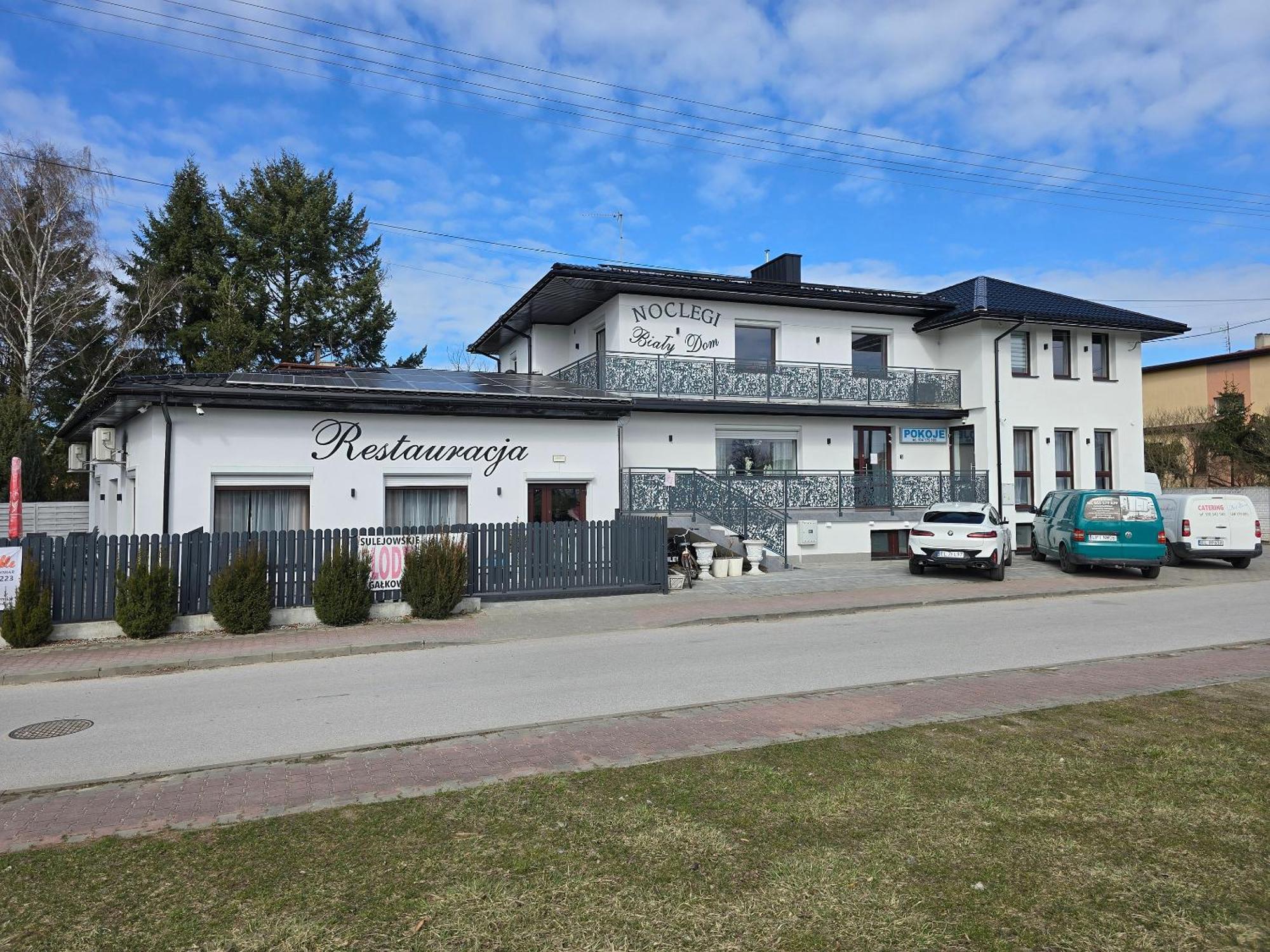 Bialy Dom Apartment Sulejow Exterior photo
